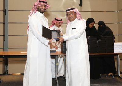 عمر الجريفاني محلل اقتصادي