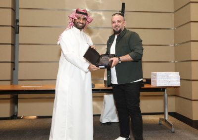 عمر الجريفاني محلل اقتصادي